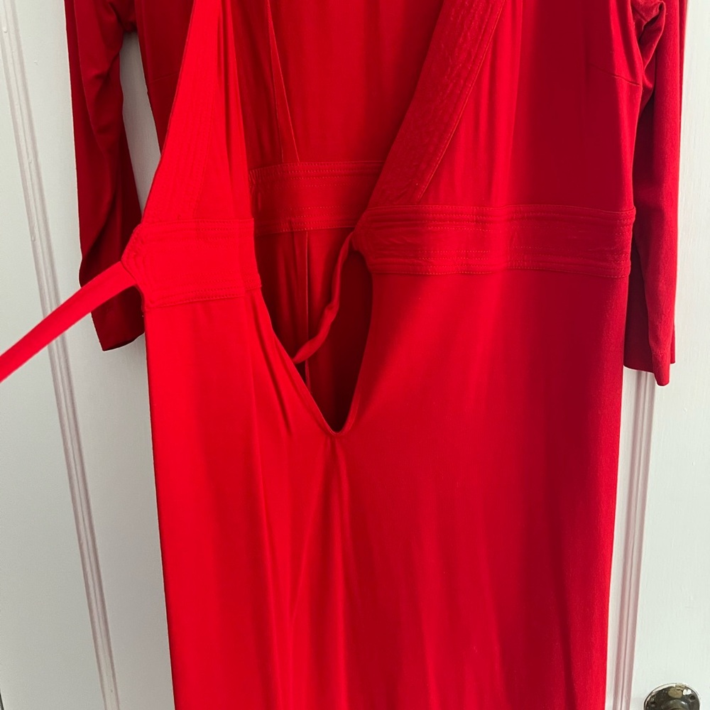 Ann Taylor, Timeless Red Wrap Dress, Size 6 - Picture 4 of 5